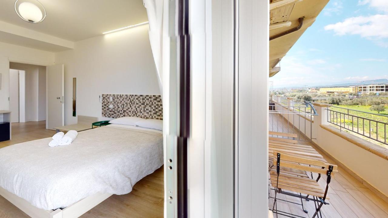 Accomodati B&B Маріна-ді-Джойоза-Йоніка Екстер'єр фото